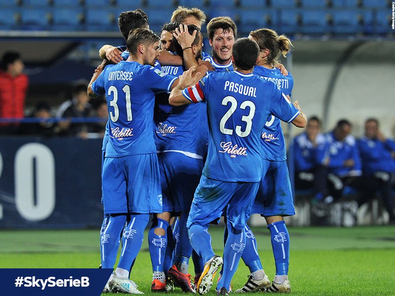 SkySport's tweet photo. #SkySerieB, 11^G 🇮🇹
#ASCSPE 3-1
#AVEPRV 1-0
#CARPAL 1-3
#CITVEN 2-1
#EMPPES 3-1
#ENTCRE 1-1
#FOGPAR 0-3
#FROTER 4-2
#NOVSAL 2-3
#PERCES 0-3 https://t.co/7KED0eOeTb