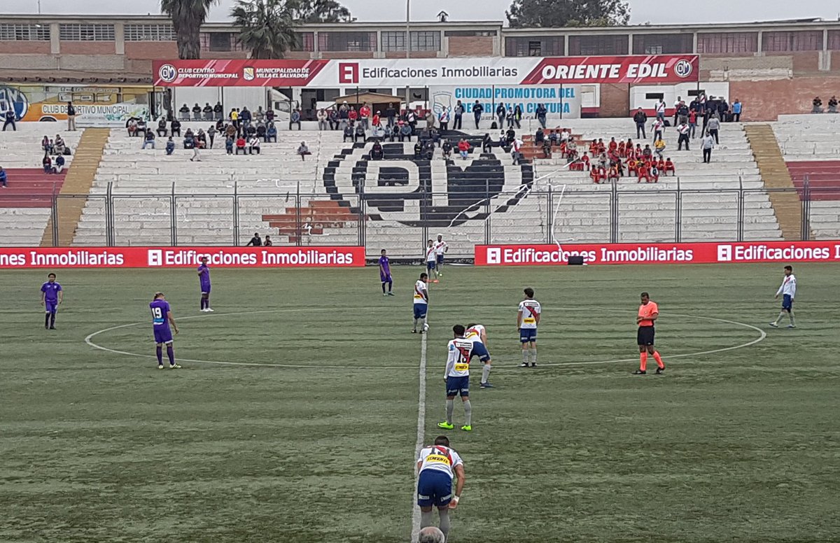 fpaz12's tweet image. Se inicia @CCDMunicipal 0-0 @ClubCUoficial #EnVilla #EchaMuni