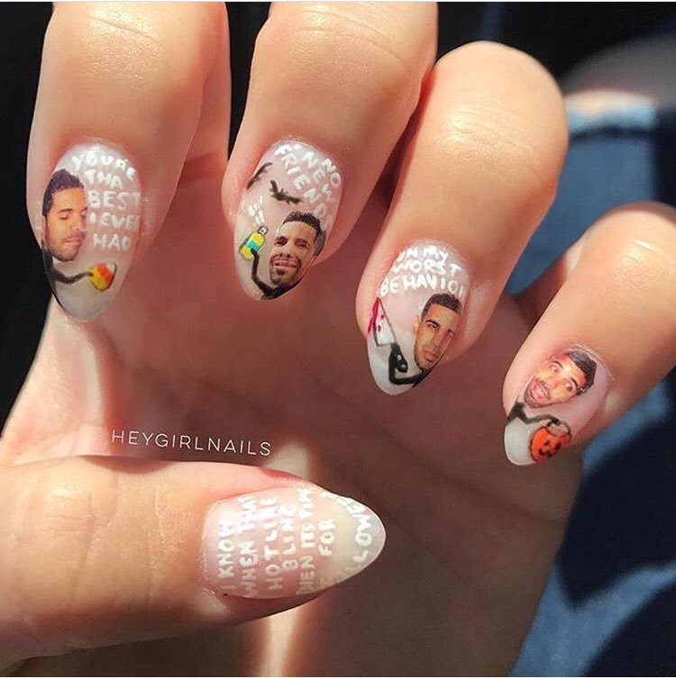 MoonGoddessMkt's tweet photo. @heygirlnails Turned our Drake nail Decals into Magic!!!! ✨😍 https://t.co/LmYbAQmaW9
