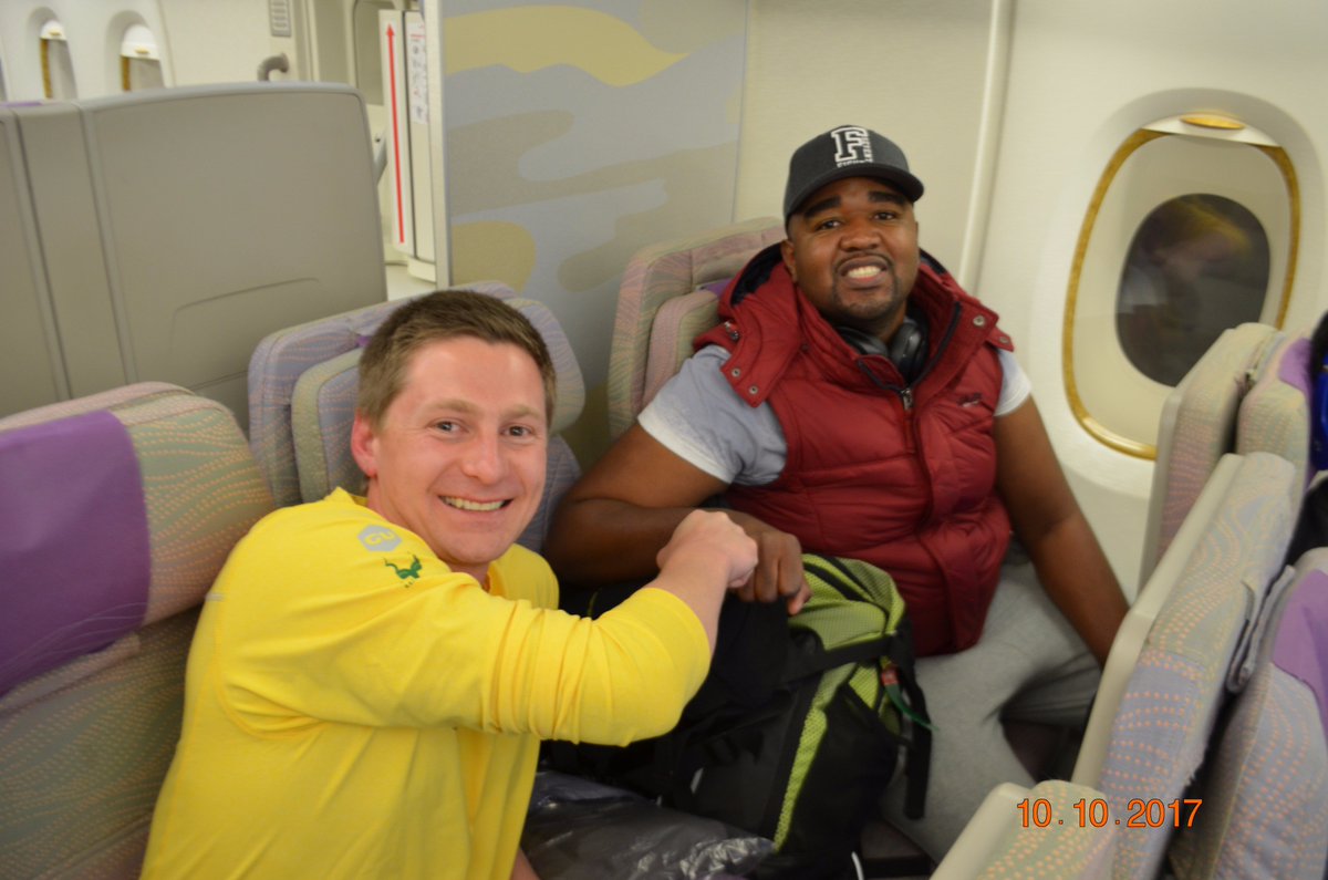 9853463673's tweet photo. #Happyfaces #departing4global @GIBS_SA #GIBSMBAGLOBAL #WestCoastUSA https://t.co/UuZT7s9GZZ