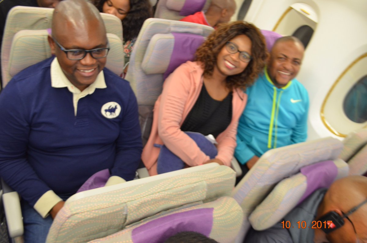 9853463673's tweet photo. #Happyfaces #departing4global @GIBS_SA #GIBSMBAGLOBAL #WestCoastUSA https://t.co/UuZT7s9GZZ