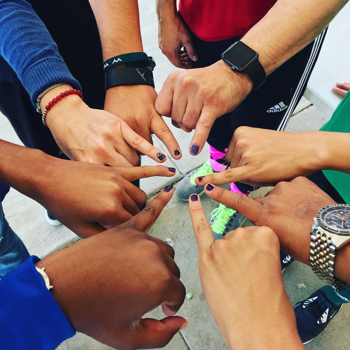sfvrotaract's tweet photo. #NewProfilePic @EndPolioNow #purplepinkieproject #rotary https://t.co/nqxWAkq25h