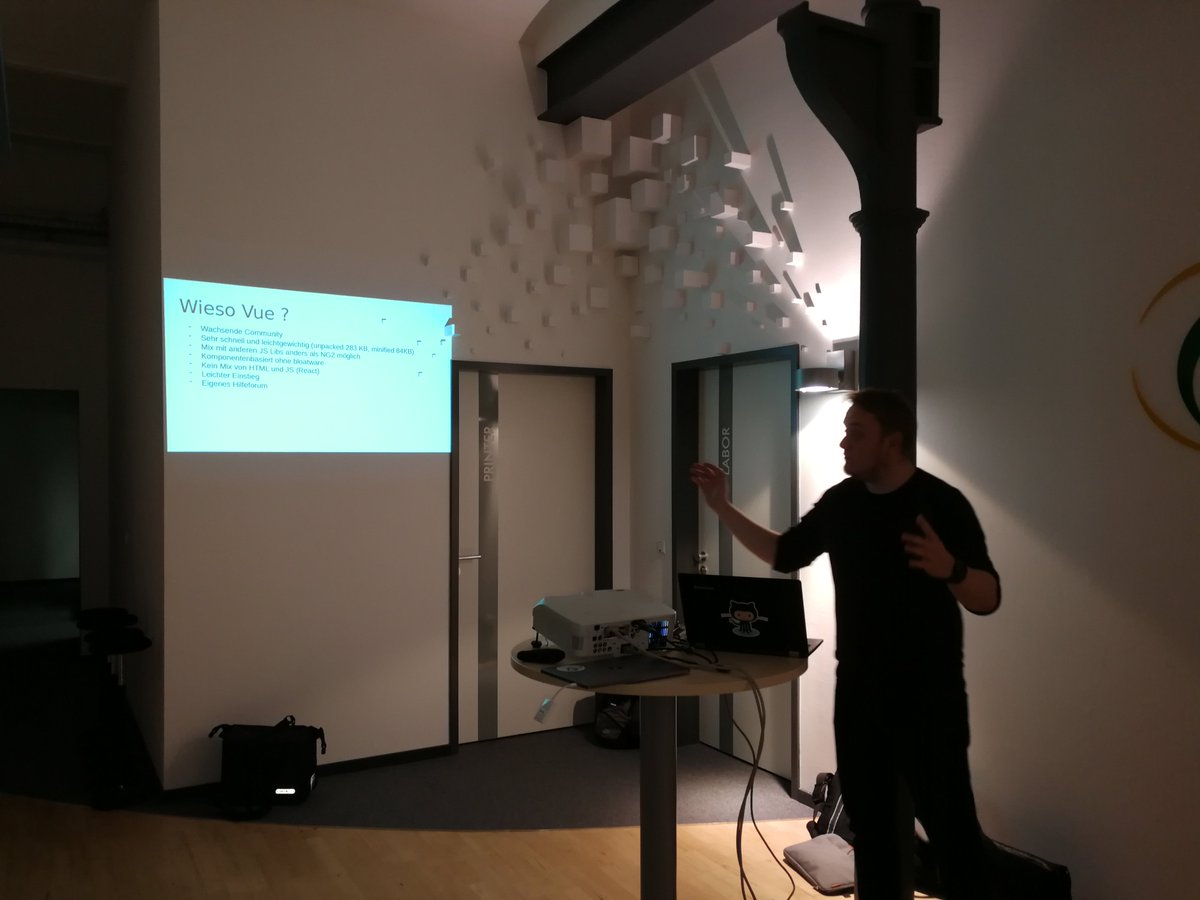 royaljsOfficial's tweet photo. Our first successful meeting! Thanks for all attendees and helpers. @inwerkenag #usergroup #javascript #vuejs #ES7 @InfoYostories @wsn https://t.co/2AmwNJBc7X