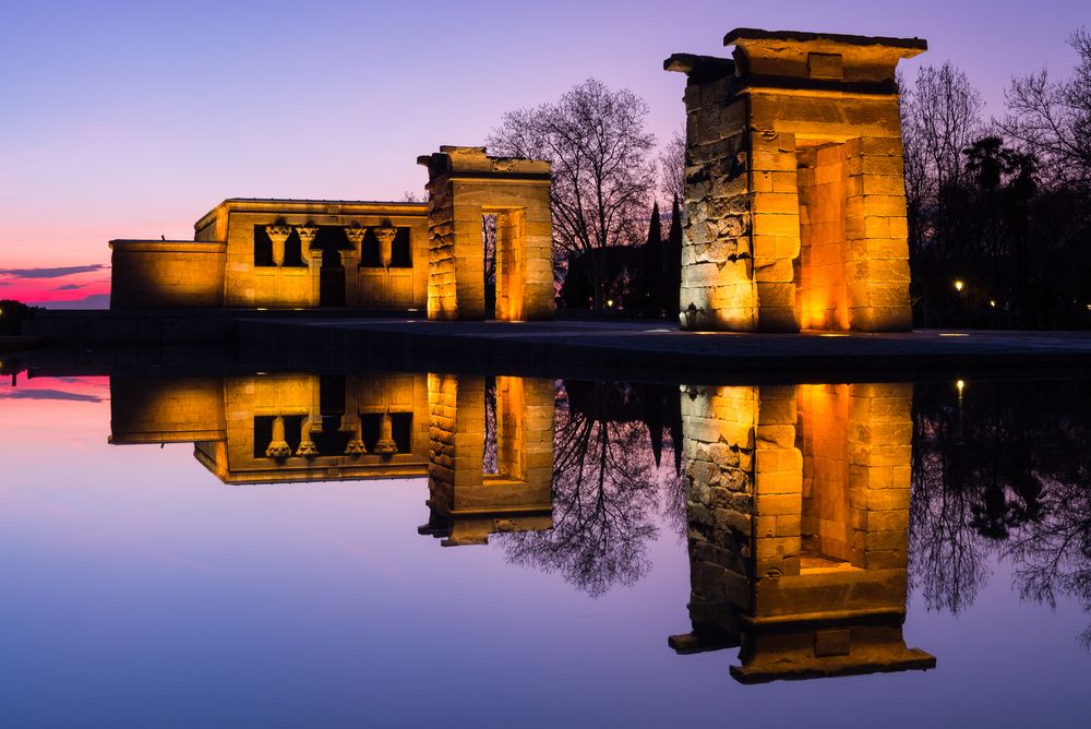 EspanaEnLatam's tweet photo. The only Egyptian temple in #Spain.
You might think we're talking about Egypt, but no, this is #Madrid. 
https://t.co/yGPDgTmvHd
#VisitSpain https://t.co/F21fikLwYT
