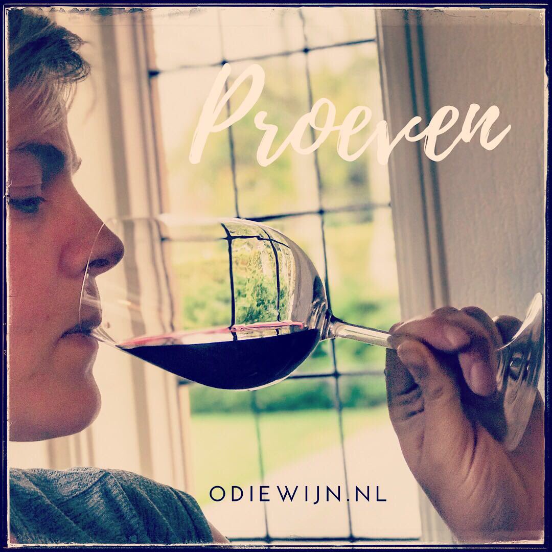 Neem even een momentje om te genieten van je wijn! Lees meer op odiewijn.nl/leuke-weetjes/…