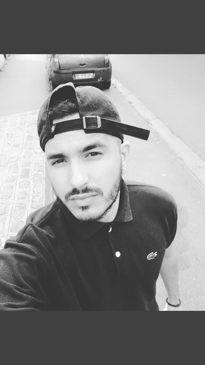 Genjizop's tweet photo. #bestselfie2017 https://t.co/UXftywFUfF