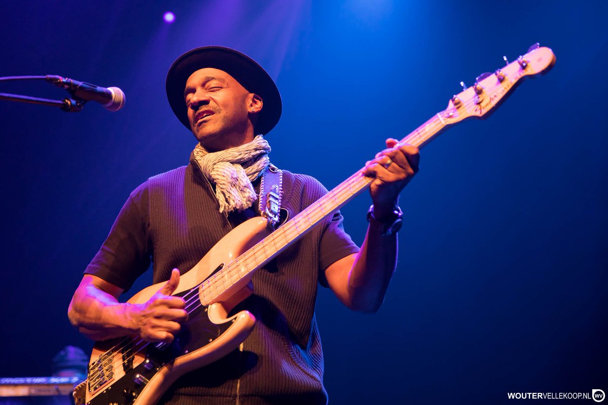 Pictures of <a href="/MarcusMiller959/">Marcus Miller</a> at the <a href="/paard_denhaag/">Paard</a> are on my website; woutervellekoop.nl/2017-10-24-mar…