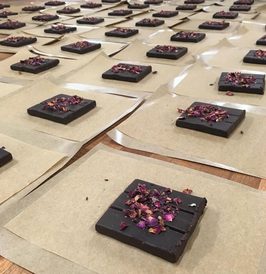ErewhonMarket's tweet photo. Join us tomorrow for Wellness Wednesday in Venice at 6:30PM! Enjoy treats from @nohmadsnackco, @honeymamas, @frilluk + @deluscious. #erewhon https://t.co/EkET9fmhb8