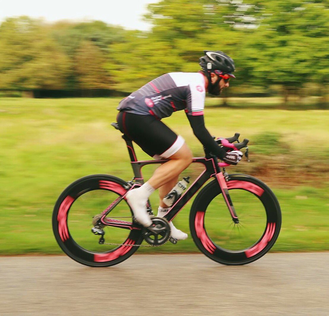 Last interview from our <a href="/RedBullUK/">Red Bull UK</a> #timelaps team is up + it’s er...us! We answered your + our wife’s Q’s notinthepeloton.com 🤓