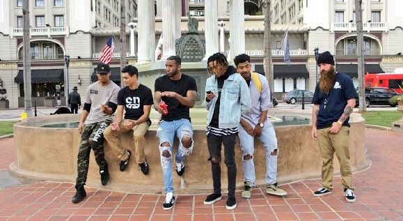 flymoneyzine's tweet photo. #Whereyoubeen by @Vae_Stapes 
Link In Bio 💸 https://t.co/cmvz1kbkAY