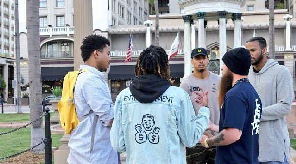 flymoneyzine's tweet photo. #Whereyoubeen by @Vae_Stapes 
Link In Bio 💸 https://t.co/cmvz1kbkAY