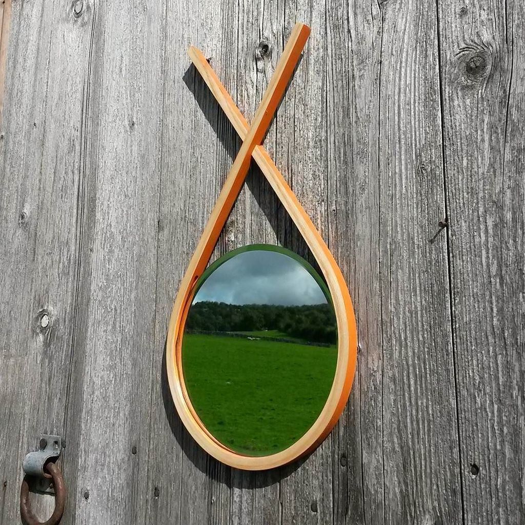 BeatrixMaker's tweet image. This week I'll be auctioning one of my Twist mirrors to raise money for hurricane victims in Puerto Rico. For info about other makers takin…