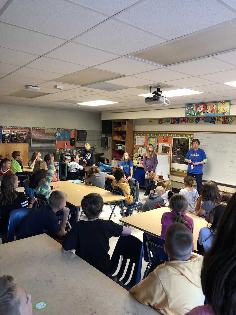 GageMediaClass's tweet photo. First K-Kids meeting. Seriously proud of the leadership and strong ideas voiced here! #bishoprps #rpslead https://t.co/9A9DtUVAX4