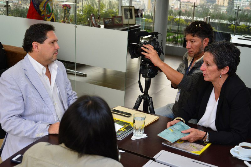 Enrique Ponce De León tweet media