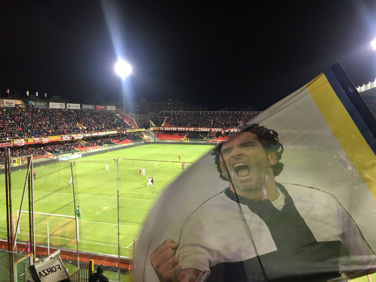 al_vicentini's tweet photo. 1300 km di follia, amicizia e passione. #FOGPAR ๐๐ https://t.co/CNSQgA7NGZ