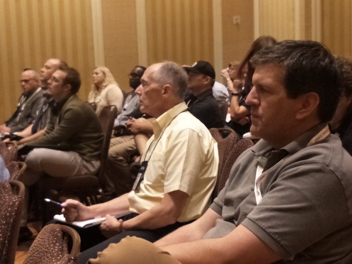 dswaddle's tweet photo. It seems like interactive video is the topic of the day #adobels17 #devlearn https://t.co/0WK5rIgDG1