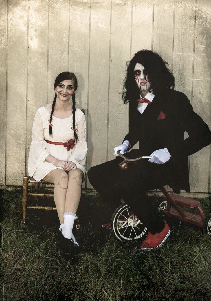 Bullets4Belles's tweet photo. We want to play a game...come play with us
#annabelle #jigsaw #saw #sawpuppet #halloweencouple #halloweencostumes #couplescostumes https://t.co/m2D5ogL2g9
