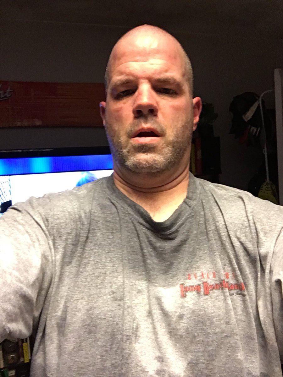 Teacherx1968's tweet photo. Sweatiest selfies so far... Thanks Shaun T #ShaunT #purecardio2 https://t.co/B0idmRFI1z