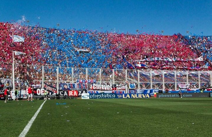 BoedoRepublica's tweet photo. Buenas noches, Boedo. 🌘🌘 https://t.co/ZgO1i6wKxY