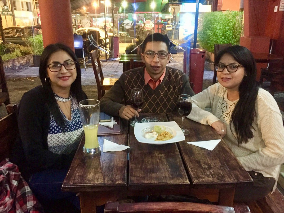 HerdarRamos's tweet photo. Que viva el cumpleañero!!!
#RamVill #team https://t.co/pc9Chly9tE