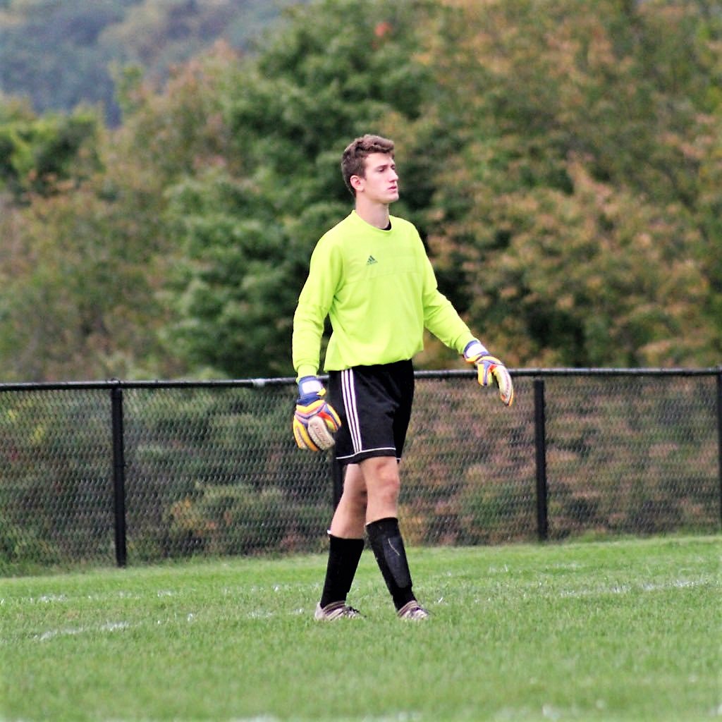 HVSportsReport's tweet photo. STORY: People are surprised Dover boys are in the final. Except Dover. Tagging right Jordan this time @jordan_k10  https://t.co/F3OOTzlZ39 … https://t.co/C9P4WWfN4n