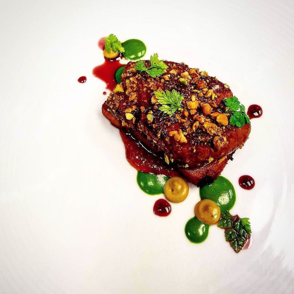 stonehilltavern's tweet photo. The #FoieGras PB&amp;J balances #sweet and #savory with a touch of #decadence. #minamoments https://t.co/gFdHUnnU8q https://t.co/DrMZUvVBAx