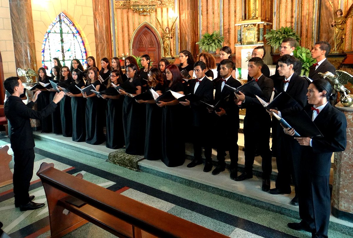 #24Oct Salesianos entregan Primer premio de música sacra/litúrgica en #Caracas elguardiancatolico.blogspot.com Festival Coral Siempre con #DonBosco