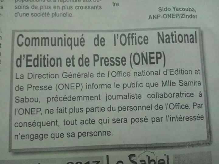 Nath_Yamb's tweet photo. #Niger La journaliste Samira Sabou démise de ses fonctions pour avoir pris une photo dans la même position que le président Issoufou https://t.co/VHel9B5Cxy