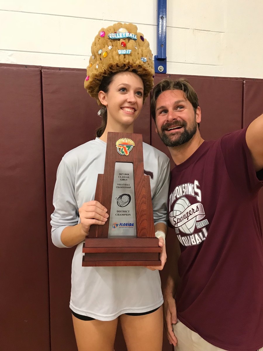 TarponHighVball's tweet photo. Kennedy Christina @ dist finals! Who gets it tomorrow? Regional 1/4final @Home 7pm  Be There! @TBHomeTeam @tspringspride @TarponPrideHSFB https://t.co/nprGg6IWoN