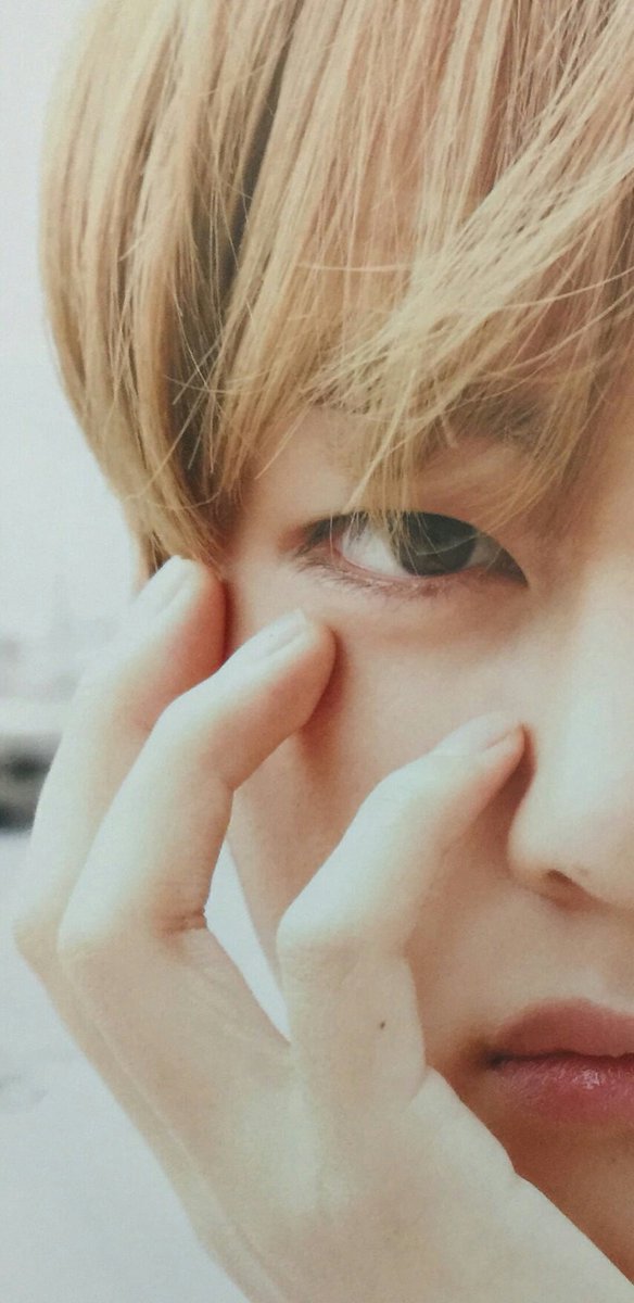 BangtanAsFlower's tweet photo. • Tae https://t.co/S9r0IPlYgC