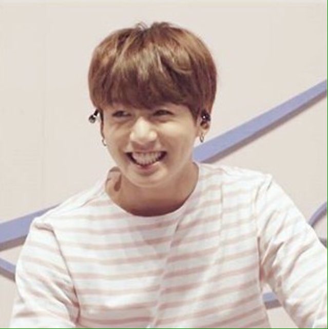 BangtanAsFlower's tweet photo. • Jungkook https://t.co/k0orPFFSU9
