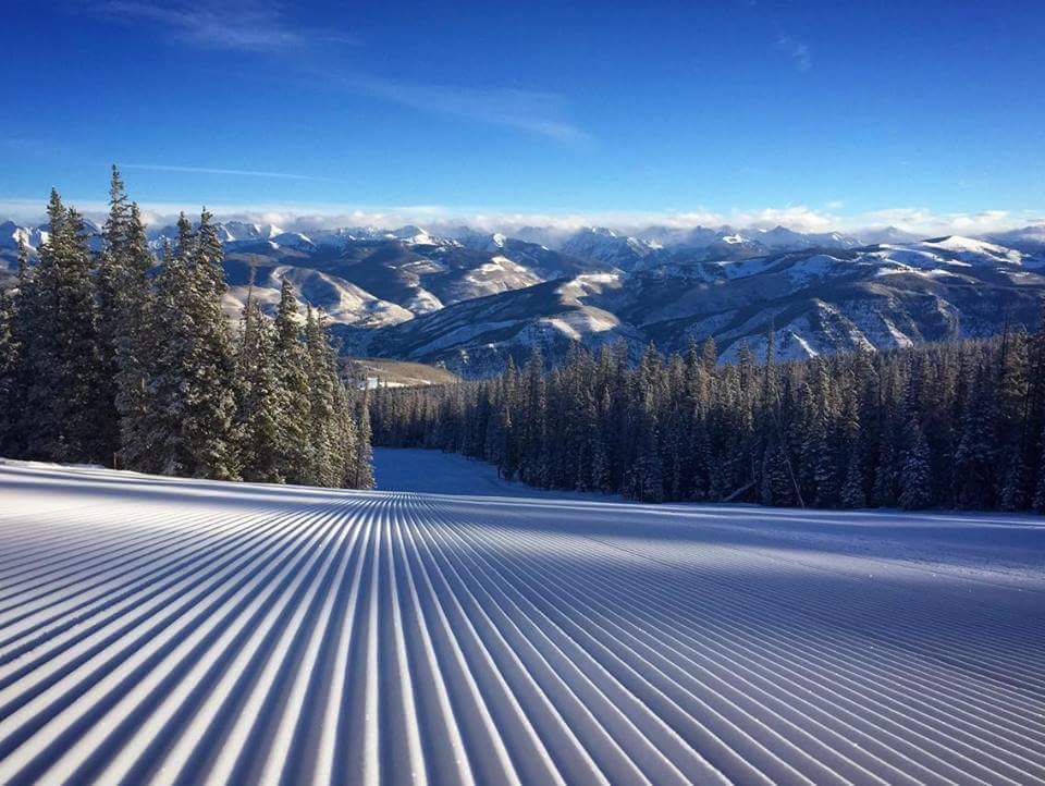 MindBlowing's tweet photo. A freshly groomed ski slope https://t.co/23leE1V6bV
