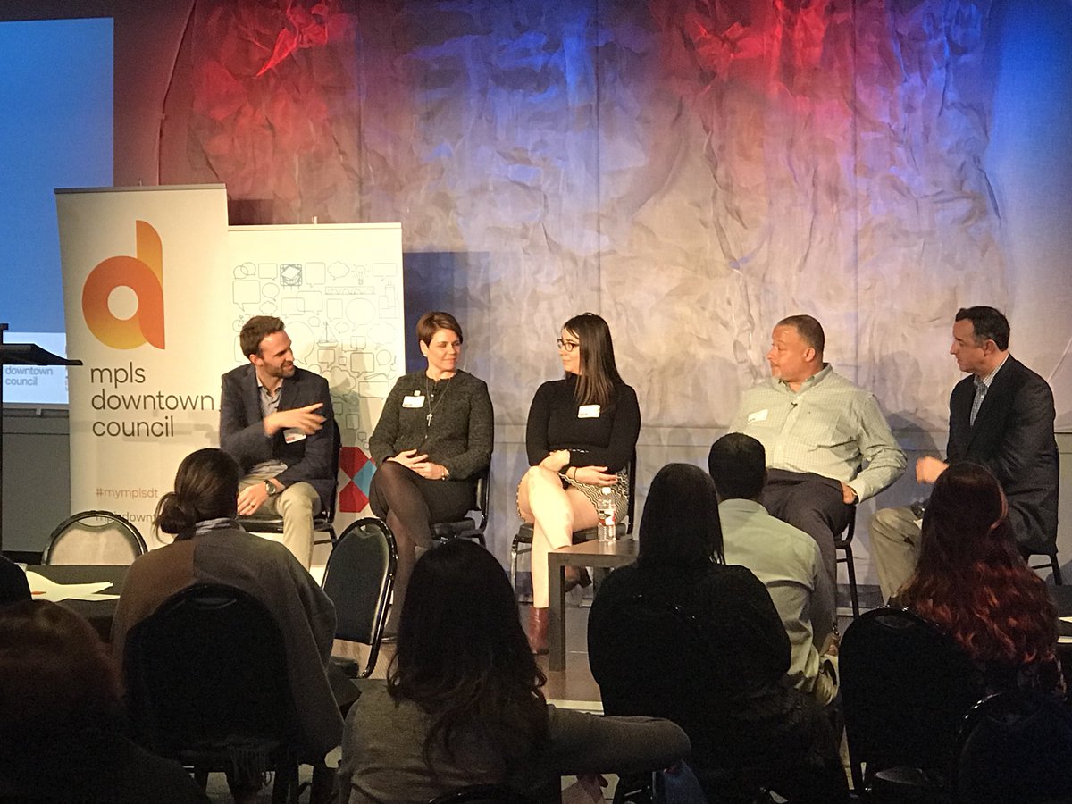 MiXMpls's tweet photo. Lots of smiles and laughs on the panel at #MiXMpls tonight! Thank you speakers for a great discussion https://t.co/02iULx6A4L