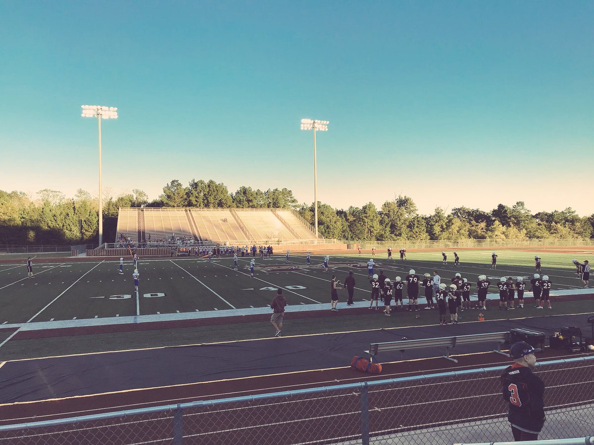 MrsJ_CPJH's tweet photo. It’s a beautiful evening for some @MagnoliaJrHigh football! #beatBBJH https://t.co/ZQsXP7qWbM