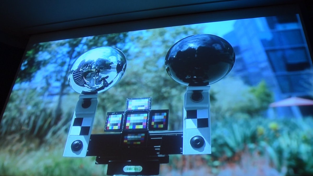 iamcinzia's tweet photo. Mind-blowing speech of @debfx: many interesting techniques including photoreal digital humans #techyLove #viewconference2017 https://t.co/N9hDlZQkbH
