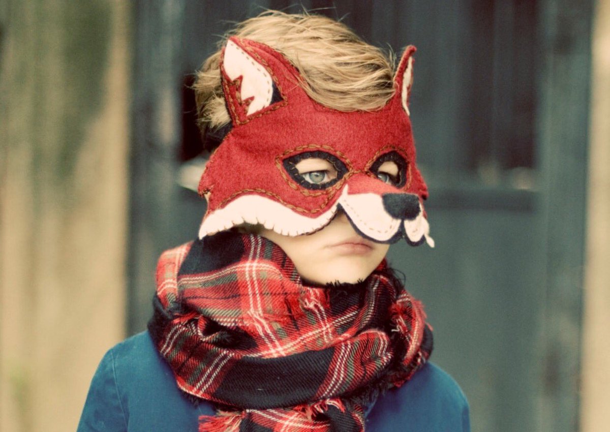 Mandy__Bryant's tweet photo. Easy #Halloween Costume, ready to ship! https://t.co/7UrgEMCzG7 @Etsy #fox #foxmask #handmade #lastminutecostume #fallfeels https://t.co/N8bp5N54rr