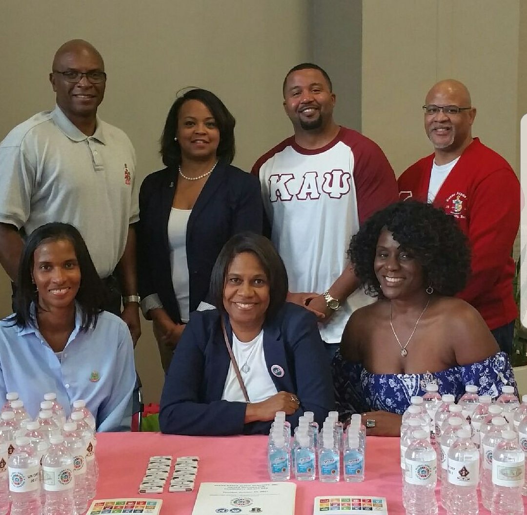 Community Impact Day: Supporting UN Day with <a href="/STO_AKAs/">Sigma Tau Omega</a>  !! #USAforUN #KappaAlphaPsi #mep_kapsi #AKA #1908 #Nupe #CaryKappas