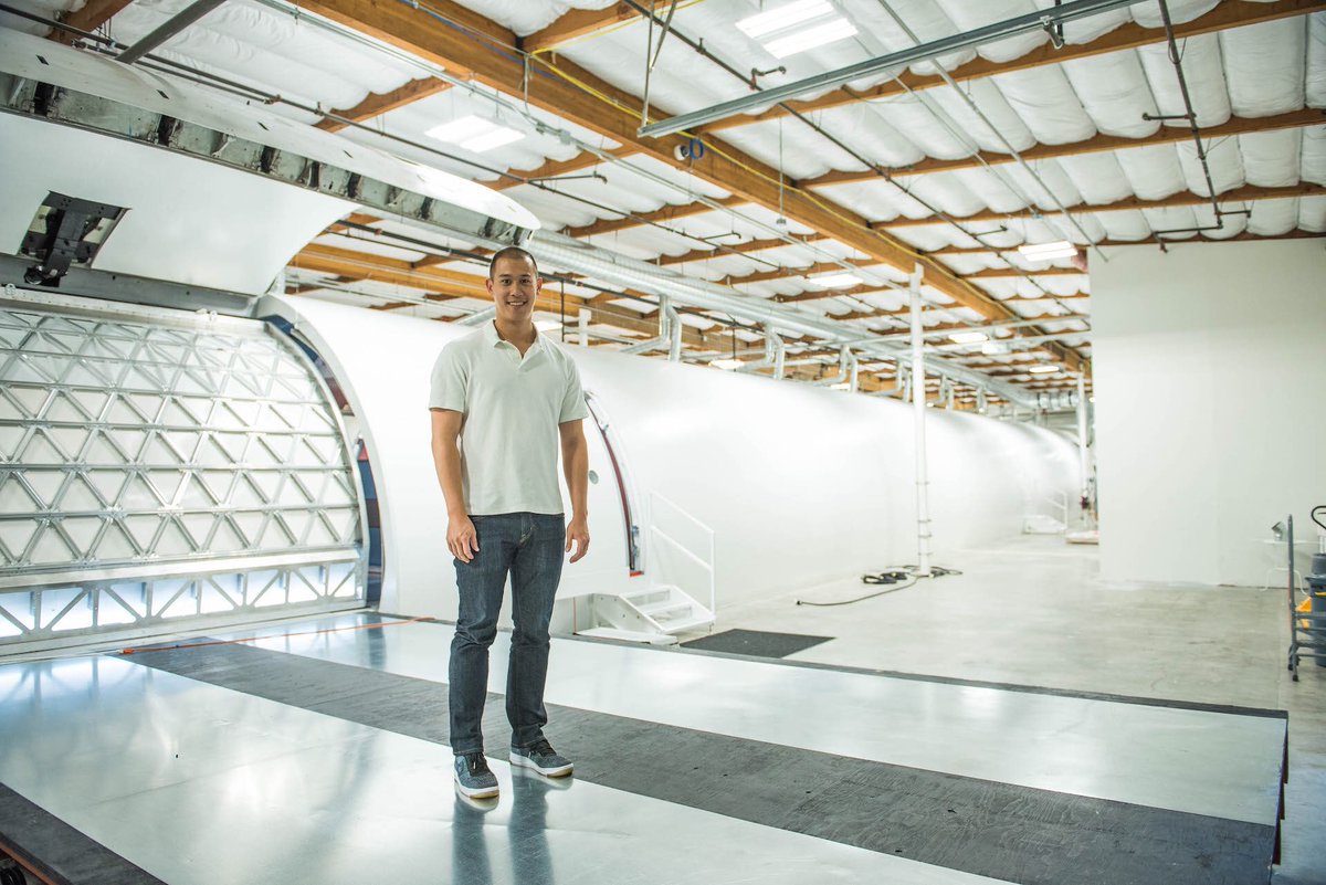 giantrobotmedia's tweet photo. Cruise life in the sky? Fly w/ @chuafunky as he shares his team’s work to change planes: https://t.co/RFV5KIz1fE @flytranspose @Airbus https://t.co/E9S3j8fRsA