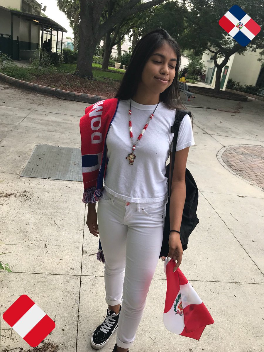 vibeuptitaaa's tweet photo. Day2// Rep Your Flag♥️ #mcaspiritweek2k17 #HocoWeek17 https://t.co/eamKB46MKK