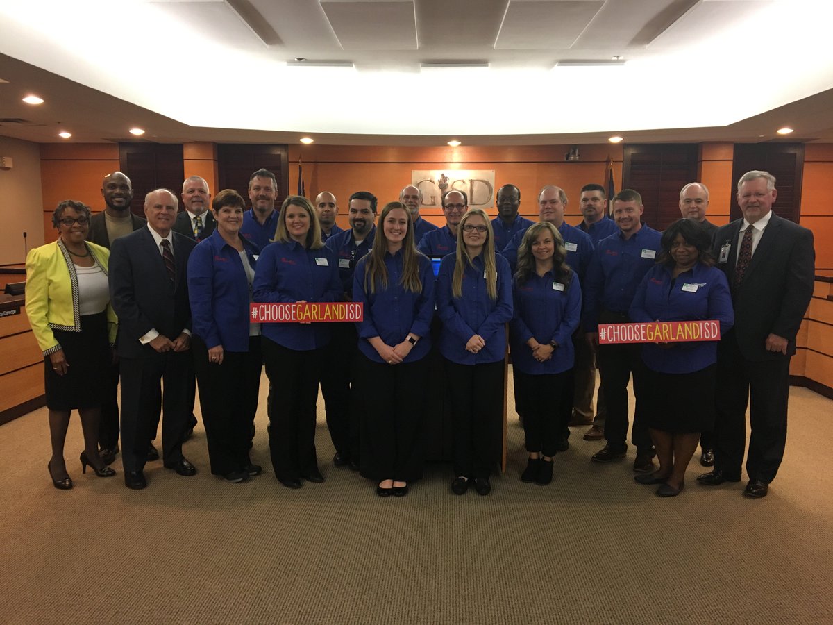 TiffanyVeno's tweet photo. Thanks to the Board of Trustees and President Larry Glick for speaking with Leadership Rowlett and hosting dinner! #GetToKnowGISD https://t.co/Uyn6OYSnus