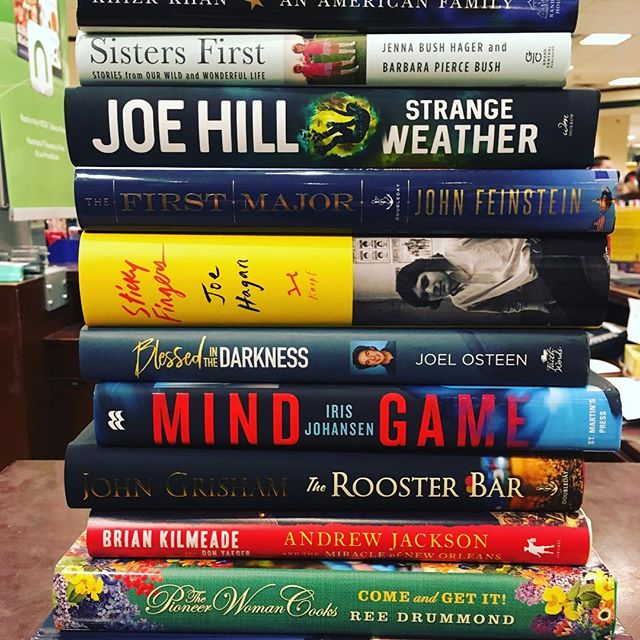 BNSeattle's tweet photo. Check out all the new books for #newreleasetuesday! #bnbookpassion #memberssaveeveryday https://t.co/MCc1jjDIOm