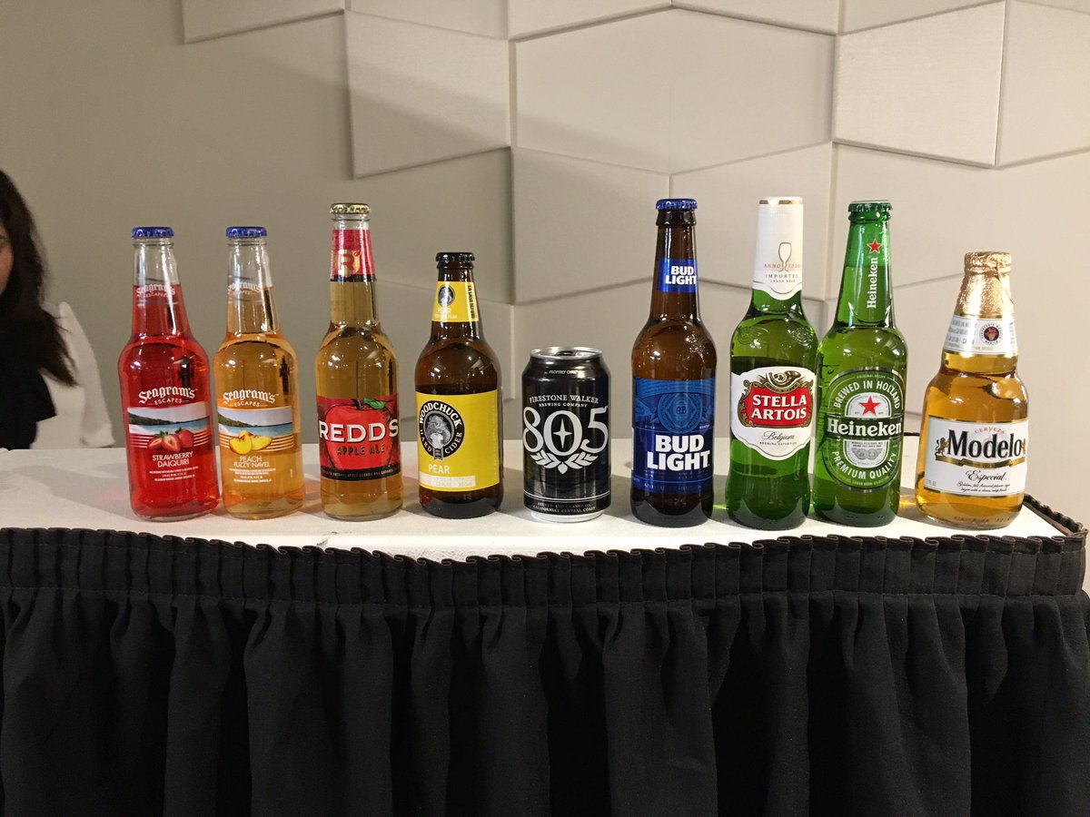 iAMaMixologist's tweet photo. @EcoSenseSSL Private corporate event #Beer and #Wine  #Bartender #Mixologist #DTLA #LA #EcoSense https://t.co/HxNrAJFTZp