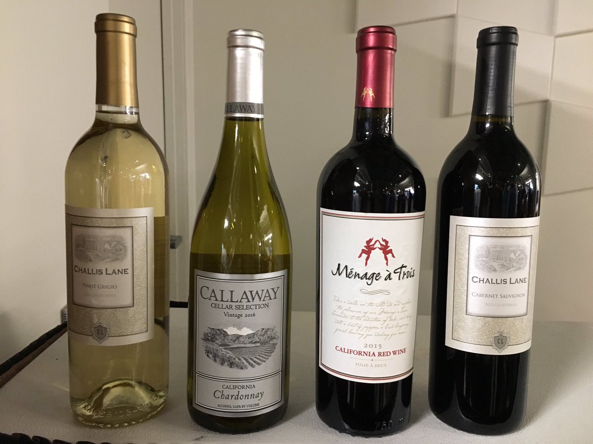 iAMaMixologist's tweet photo. @EcoSenseSSL Private corporate event #Beer and #Wine  #Bartender #Mixologist #DTLA #LA #EcoSense https://t.co/HxNrAJFTZp