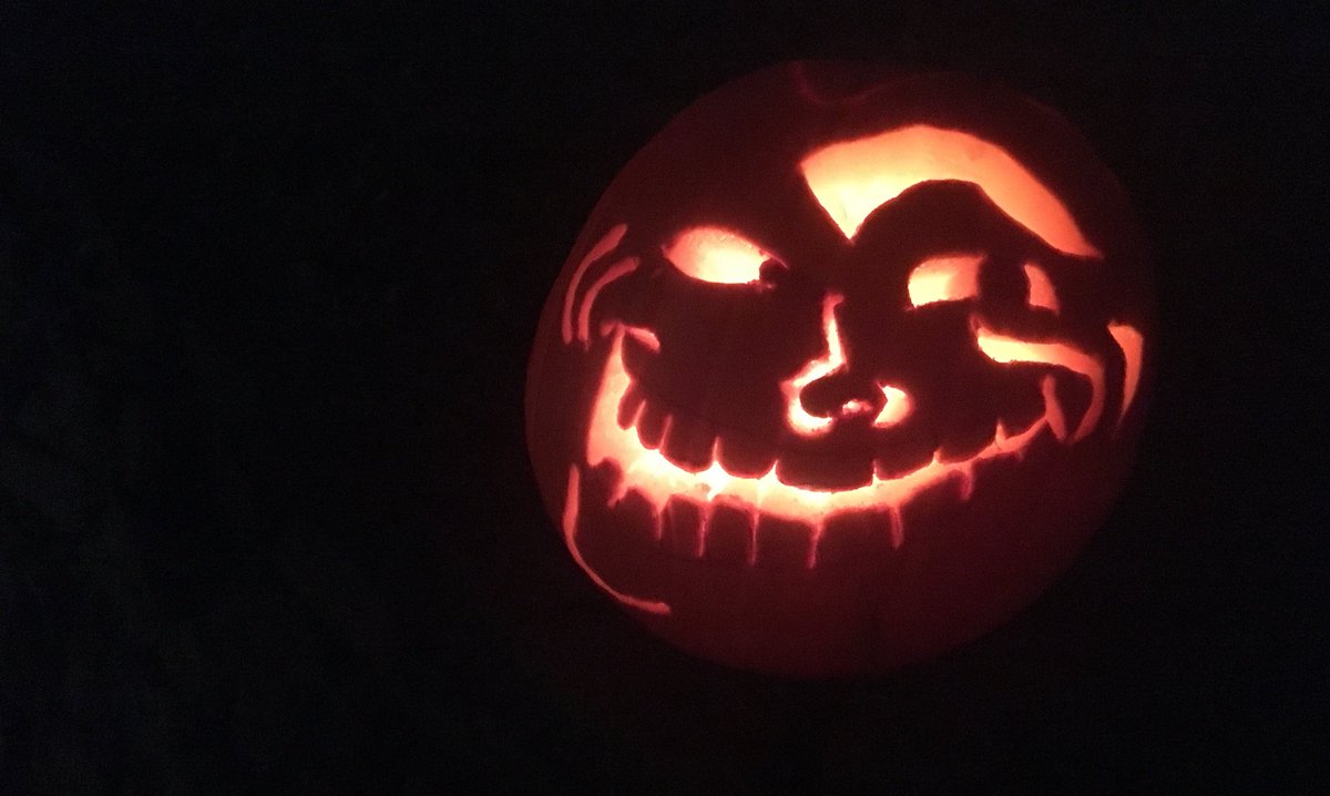 kerenhenderson's tweet photo. My #trollfacememe #pumpkin. Impressed? #crafty https://t.co/K5DNl1vNza