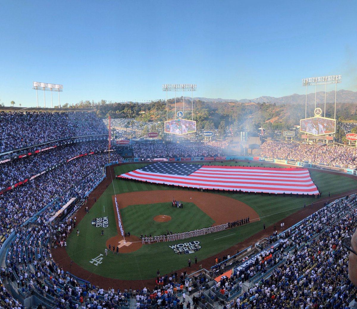 Pantone294's tweet photo. The Ravine has never looked more beautiful. ๐๐๐ผ๐
PC๐ท: @dodgers_randi
#Take2017 #ThisTeam #WorldSeries #LetsGoDodgers #FlyThePennant https://t.co/d4WdUYYKsm