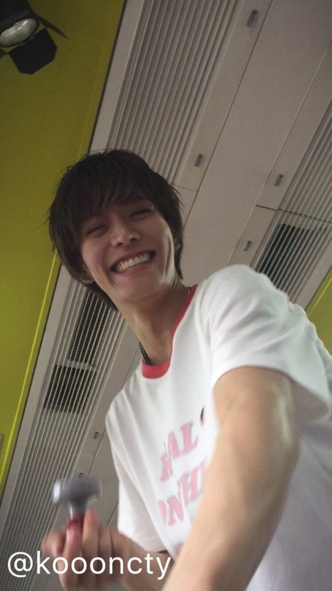 cyut_a's tweet photo. more lq yuta! 
What do you think/ want me to post on this acc? 
#HappyYutaDay https://t.co/WRXJovsUIn