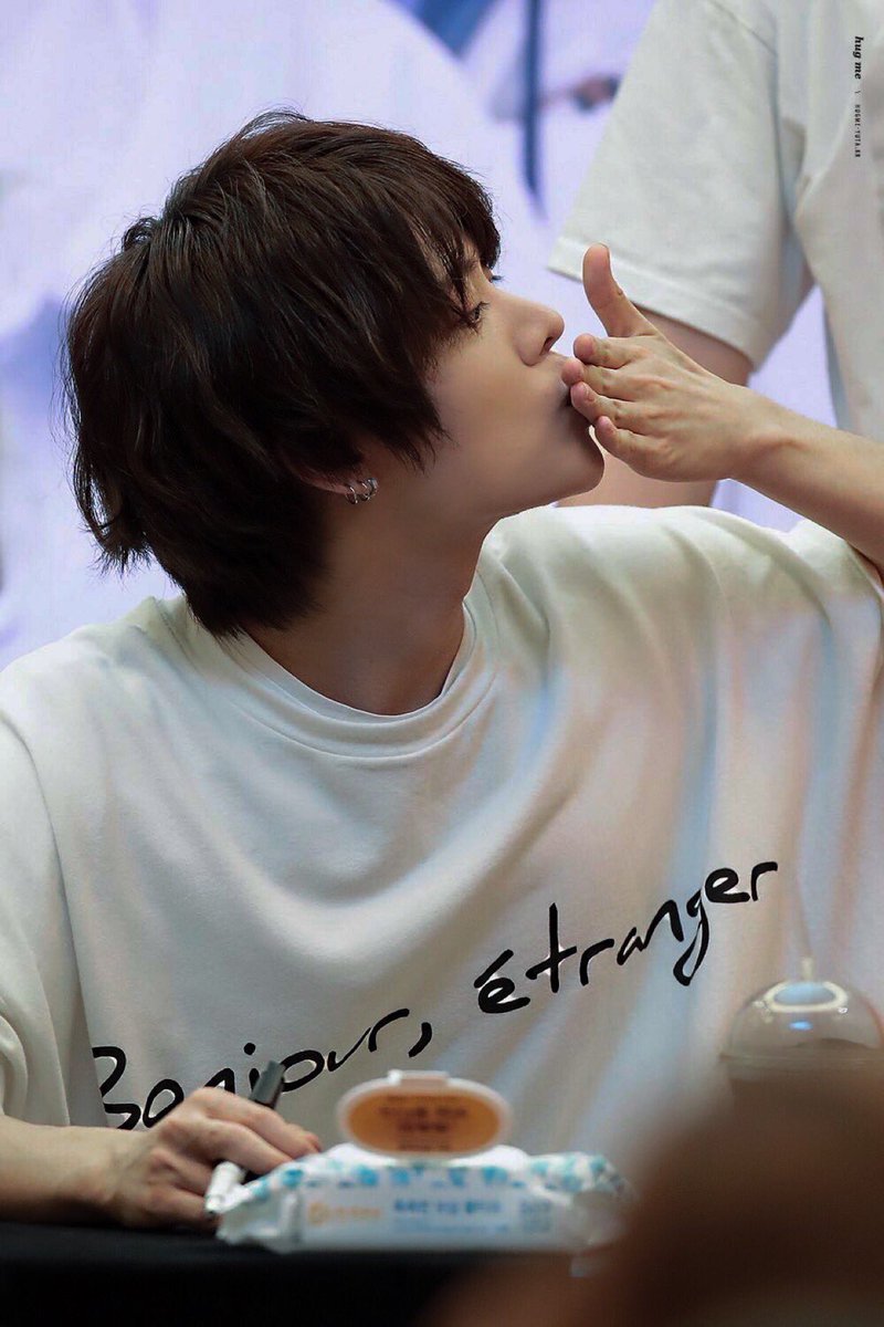 cyut_a's tweet photo. Sending a nice kiss for you! https://t.co/DRabjIGSlM