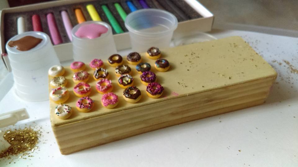 MyLCreationz's tweet photo. 🍩 My miniature handmade donuts #mylittlecreationz #miniatures #creationz #donuts #creations #handmade https://t.co/6Z2FnnsjF4