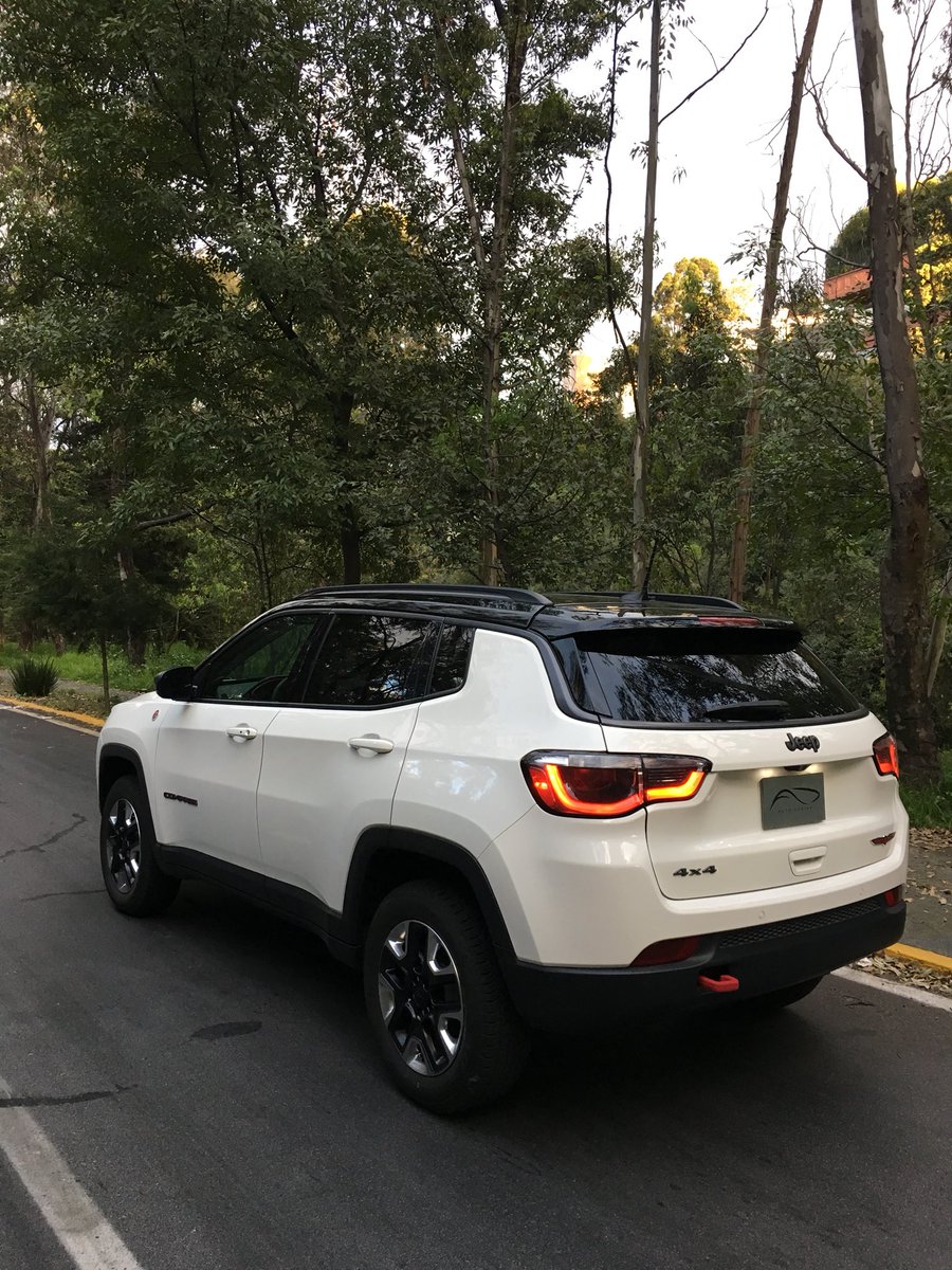AutosDesign's tweet photo. #ADTest Jeep Compass 4x4 Trailhawk • Coqueta • | 2.4Lt y 180 HP por $659,900 #EnjoyhTheDrive https://t.co/hSWOMc0fhb