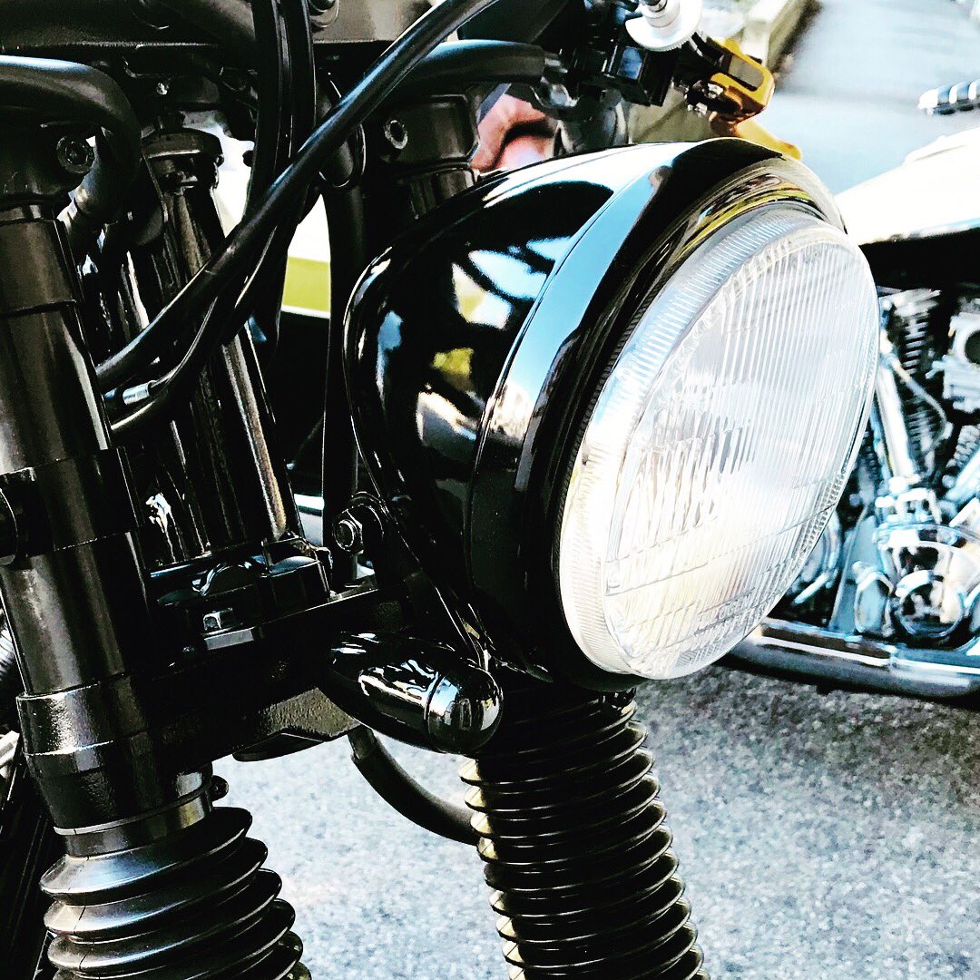 SSCC_Shane's tweet photo. New Headlight kit with our Blackout turn signals. Fitment for Yamaha Bolt. #yamahabolt #yamahaboltrspec #950bolt #boltrspec #boltcspec https://t.co/MwXJH9bdKH